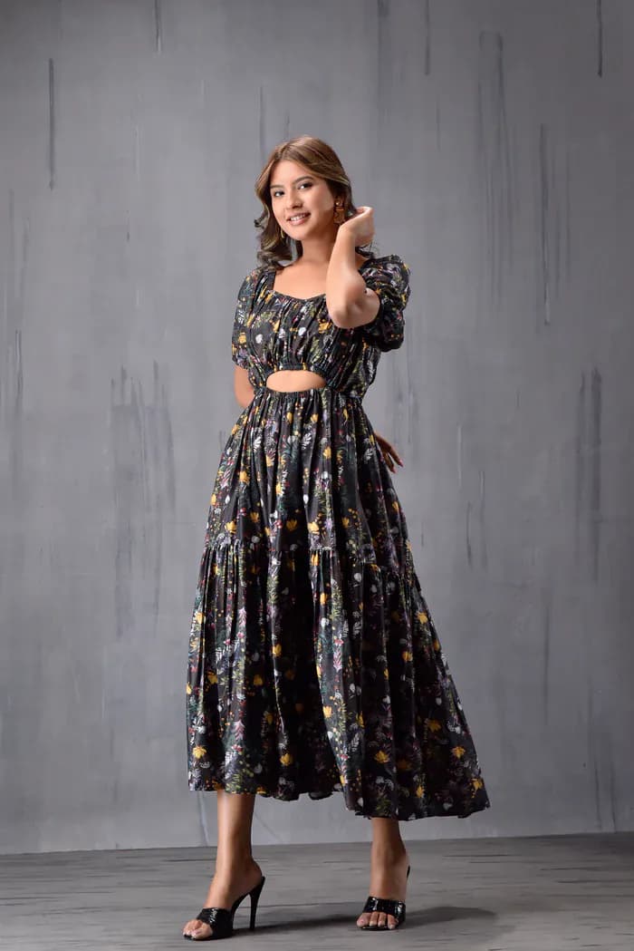 Front Waist Cut Out Flary Dress