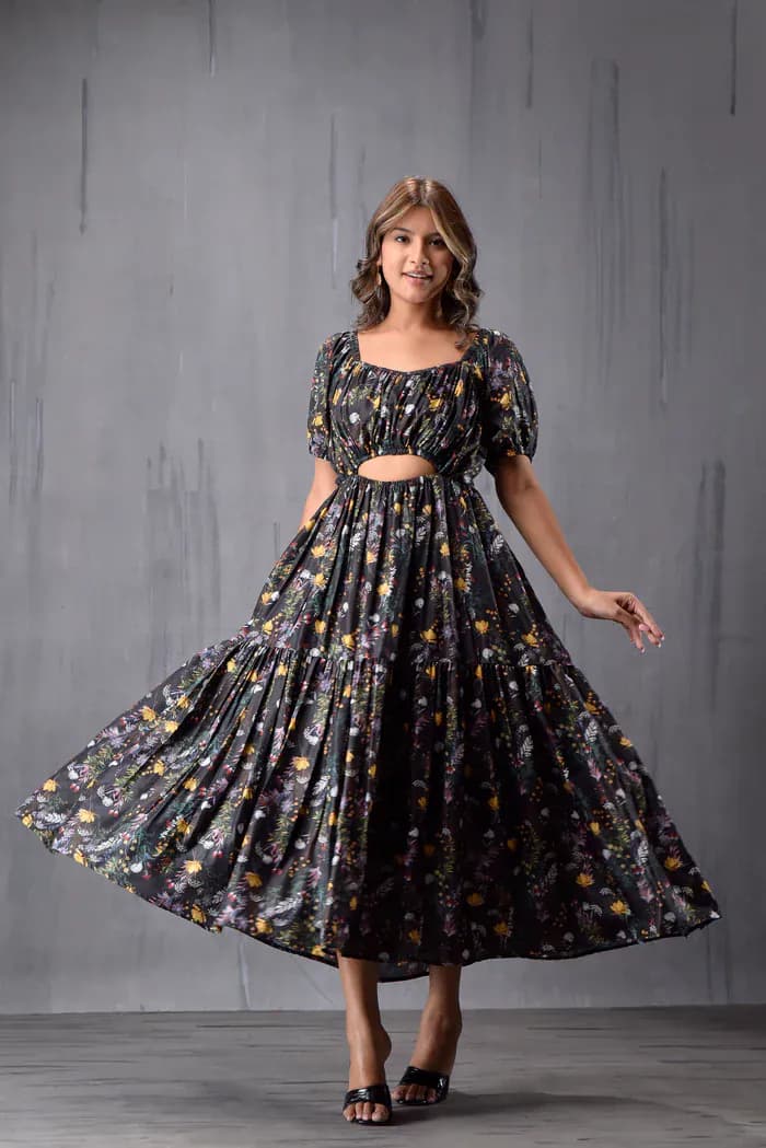 Front Waist Cut Out Flary Dress