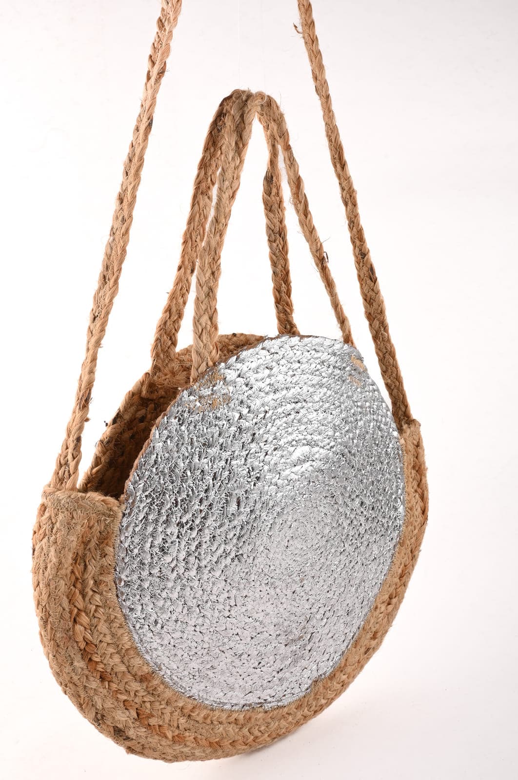  Handmade round straw bag