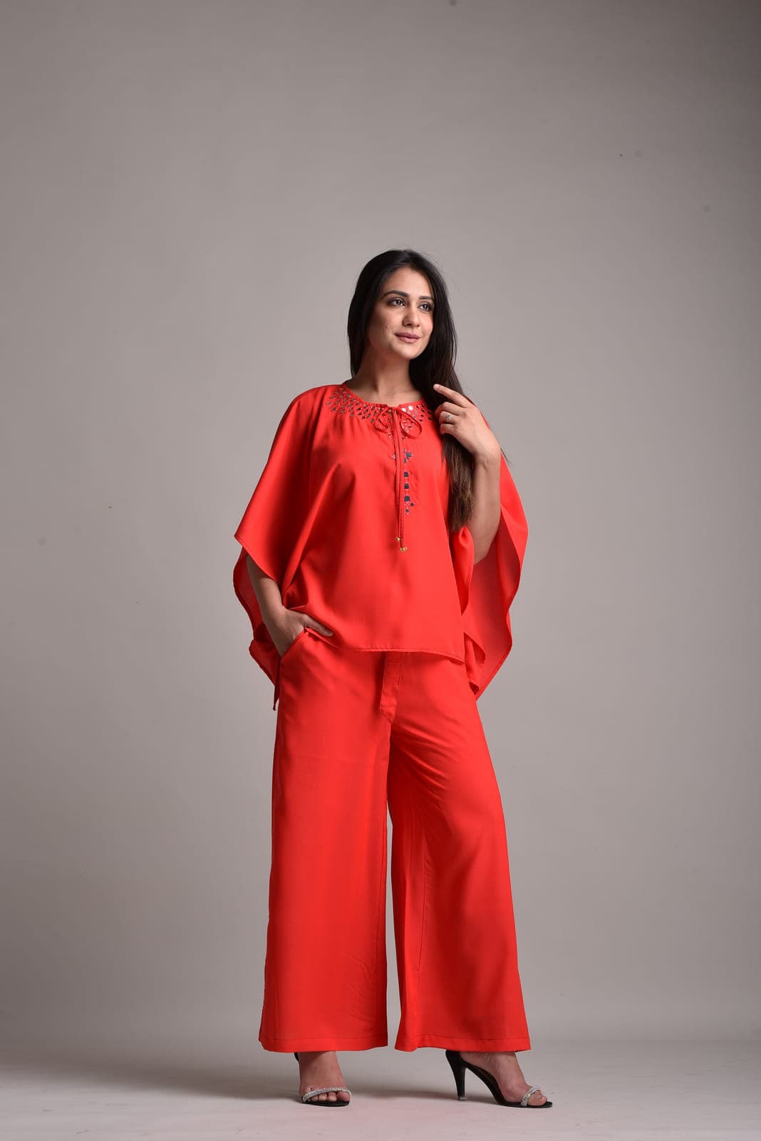 Women Cotton Blend Kurta Palazzo Set