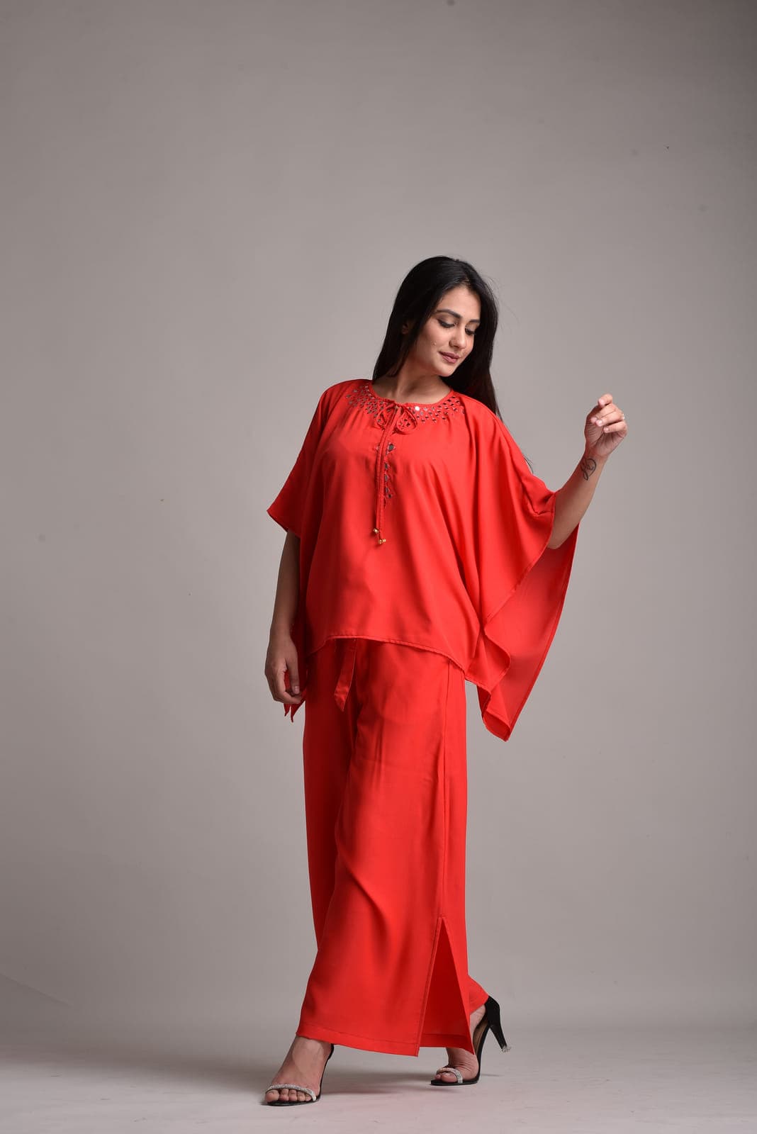 Women Cotton Blend Kurta Palazzo Set