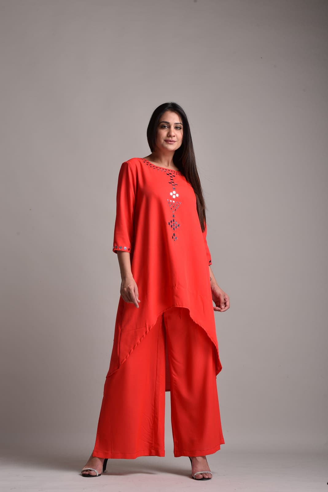 Women Cotton Blend Kurta Palazzo Set