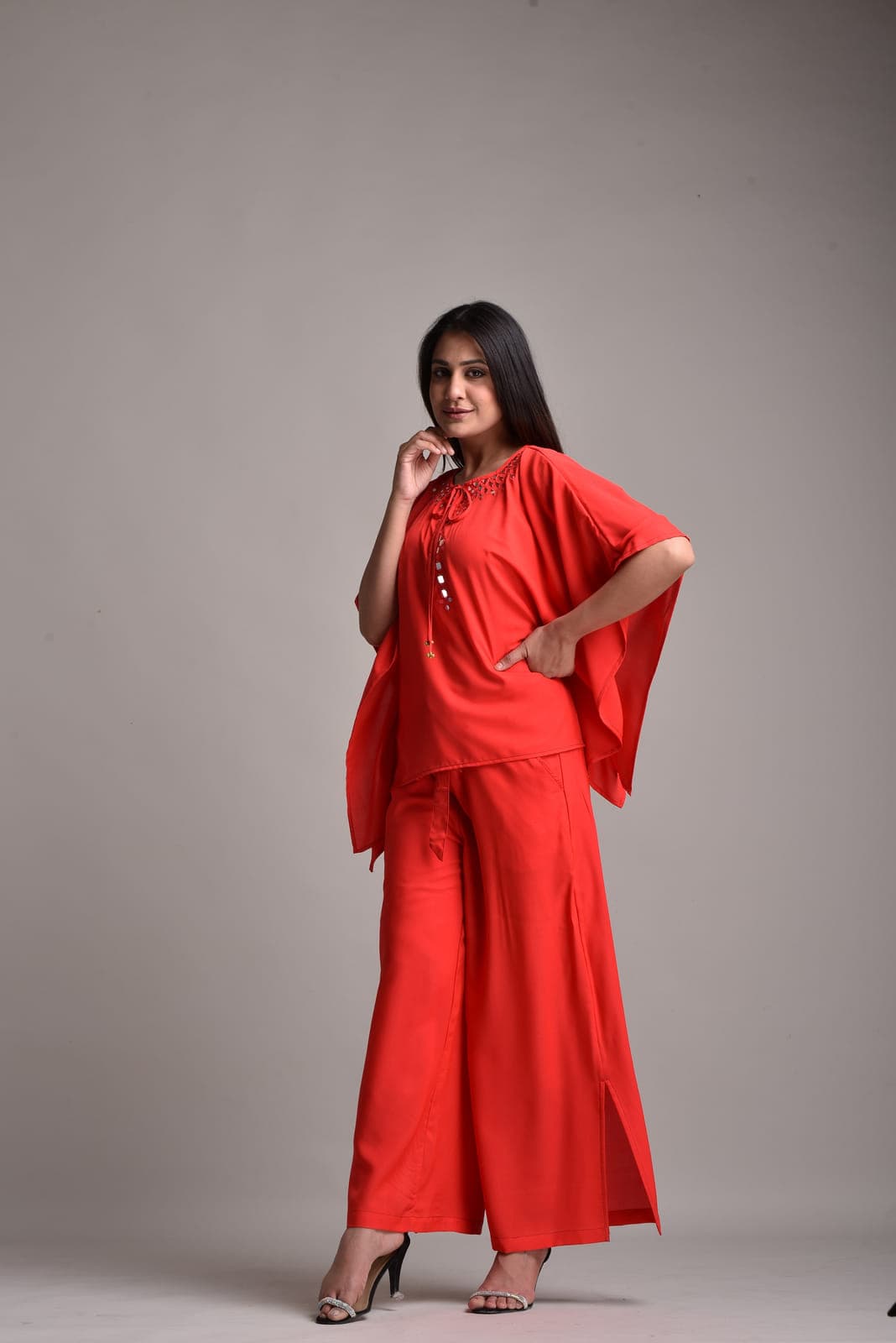 Women Cotton Blend Kurta Palazzo Set