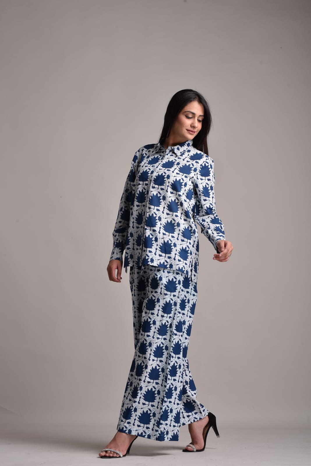 Cotton White Leaf Print Women Co-Ord Set