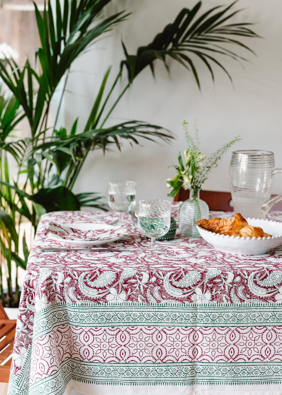 ROSE PAISLEY TABLECLOTH