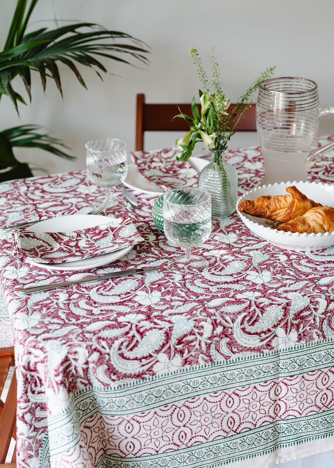 ROSE PAISLEY TABLECLOTH