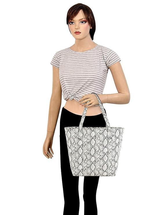 Women Pu White Snake Finish Tote Bag