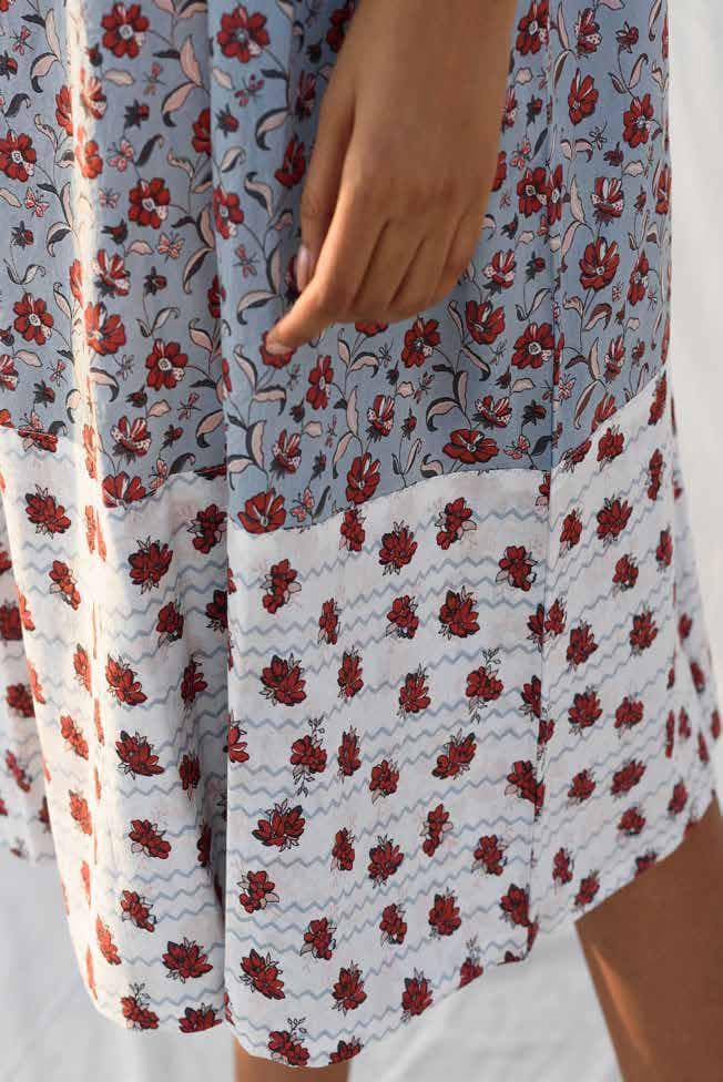 FRONT TIE KNOT CASUAL DRESS.