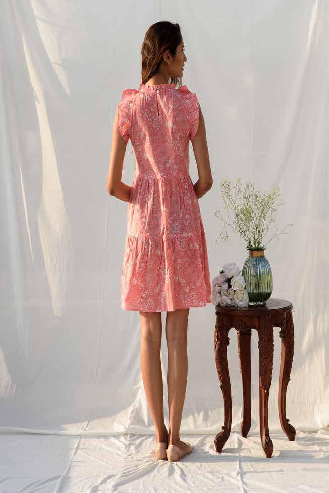 SHORT SLEEVES ELEGANT LOOKING DRESS