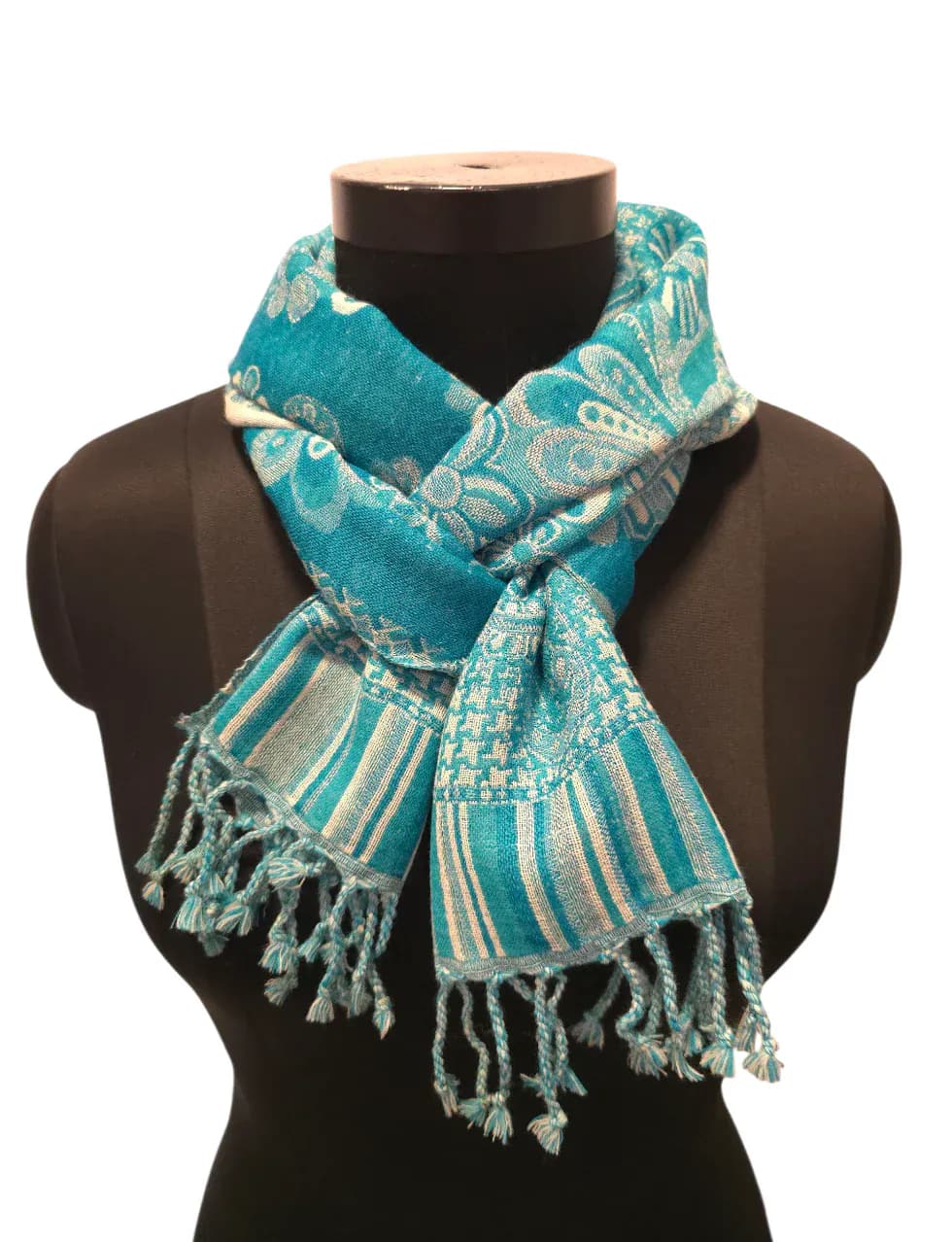 Narrow wool scarf in blue-turquoise colors