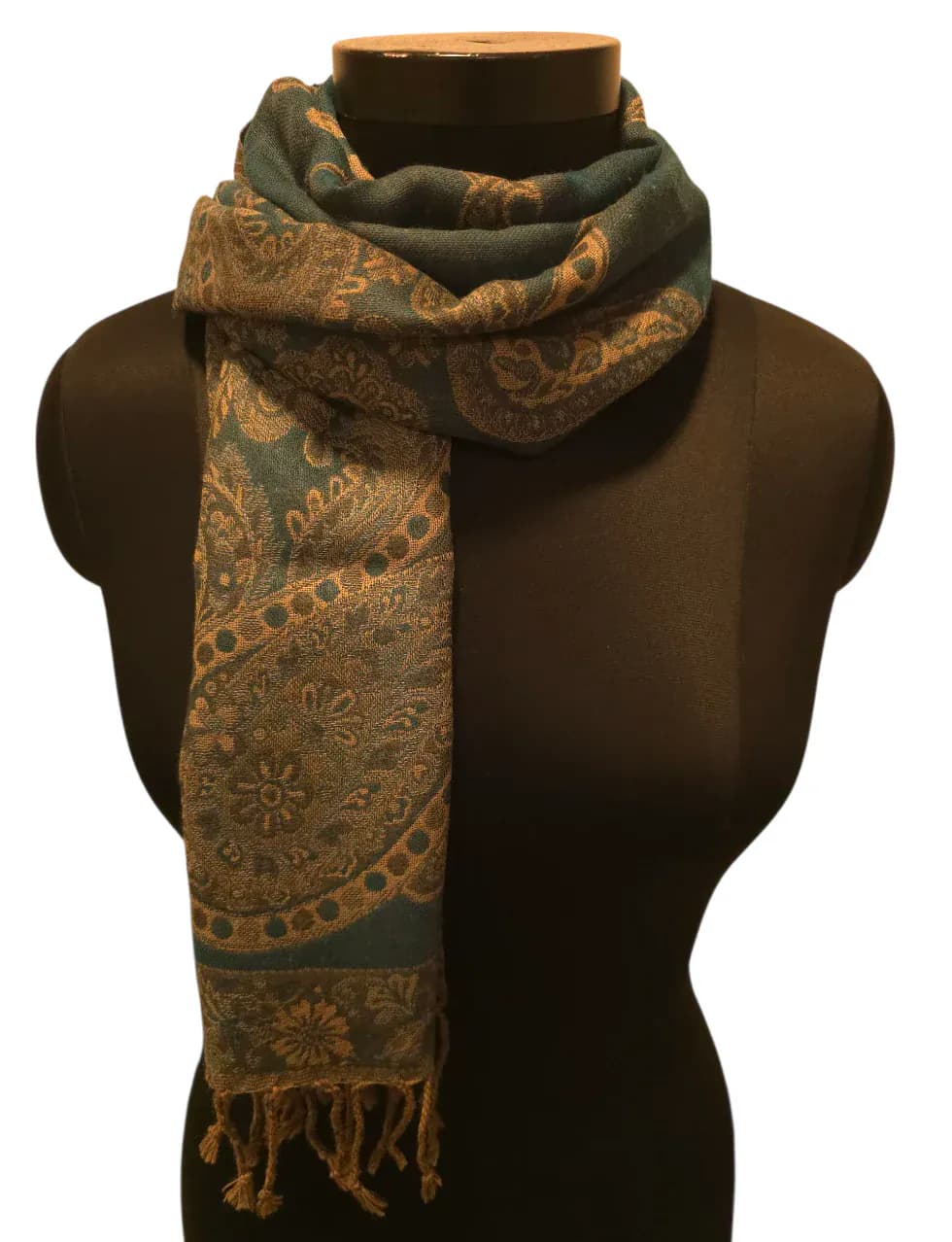Green paisley patterned wool scarf
