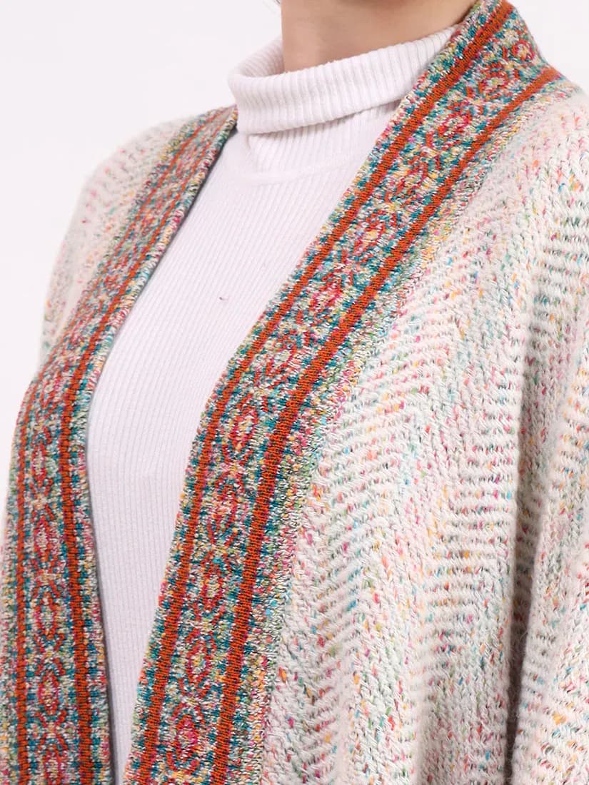 Ivory Mosaic Border Cape