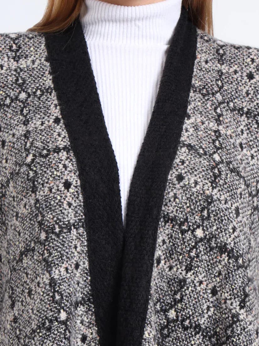  Onyx Mist Lattice Patterned Weave Cape