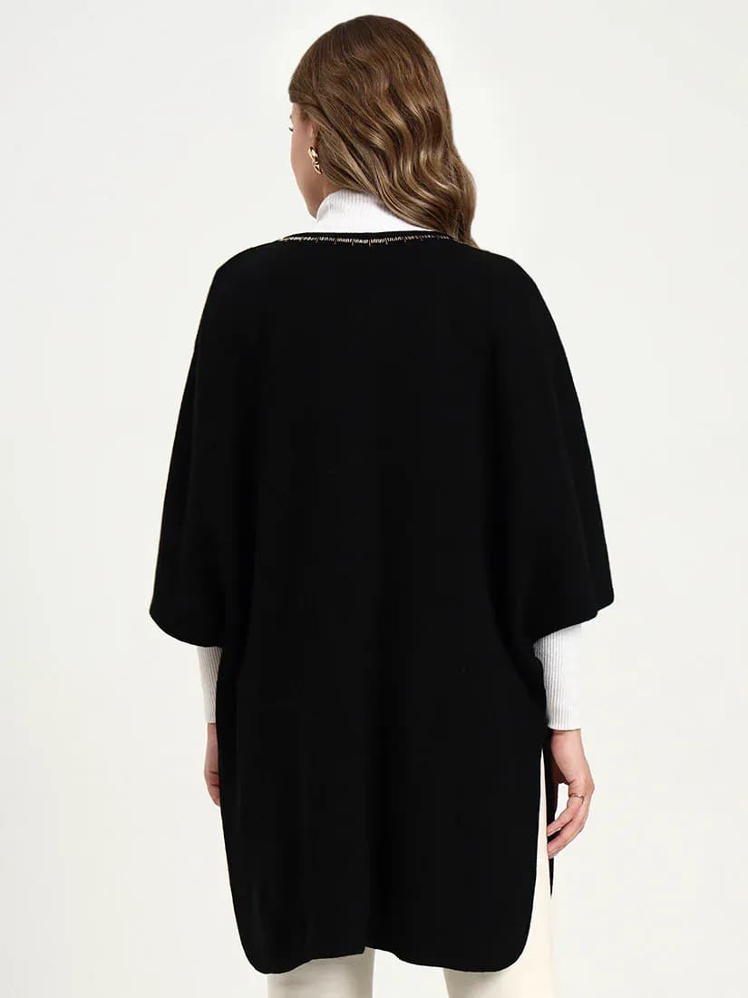 Noir Crest Cape