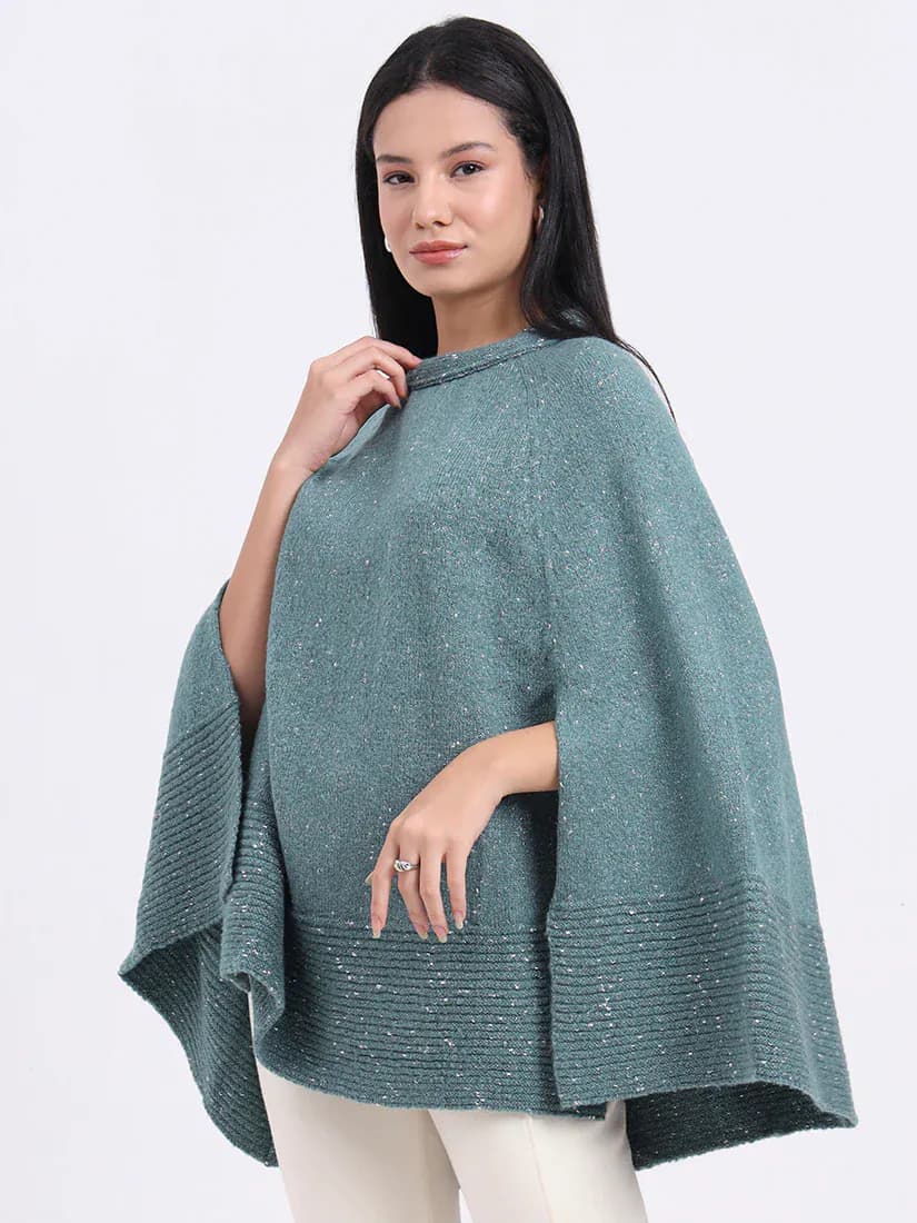  Evergreen Glow Poncho