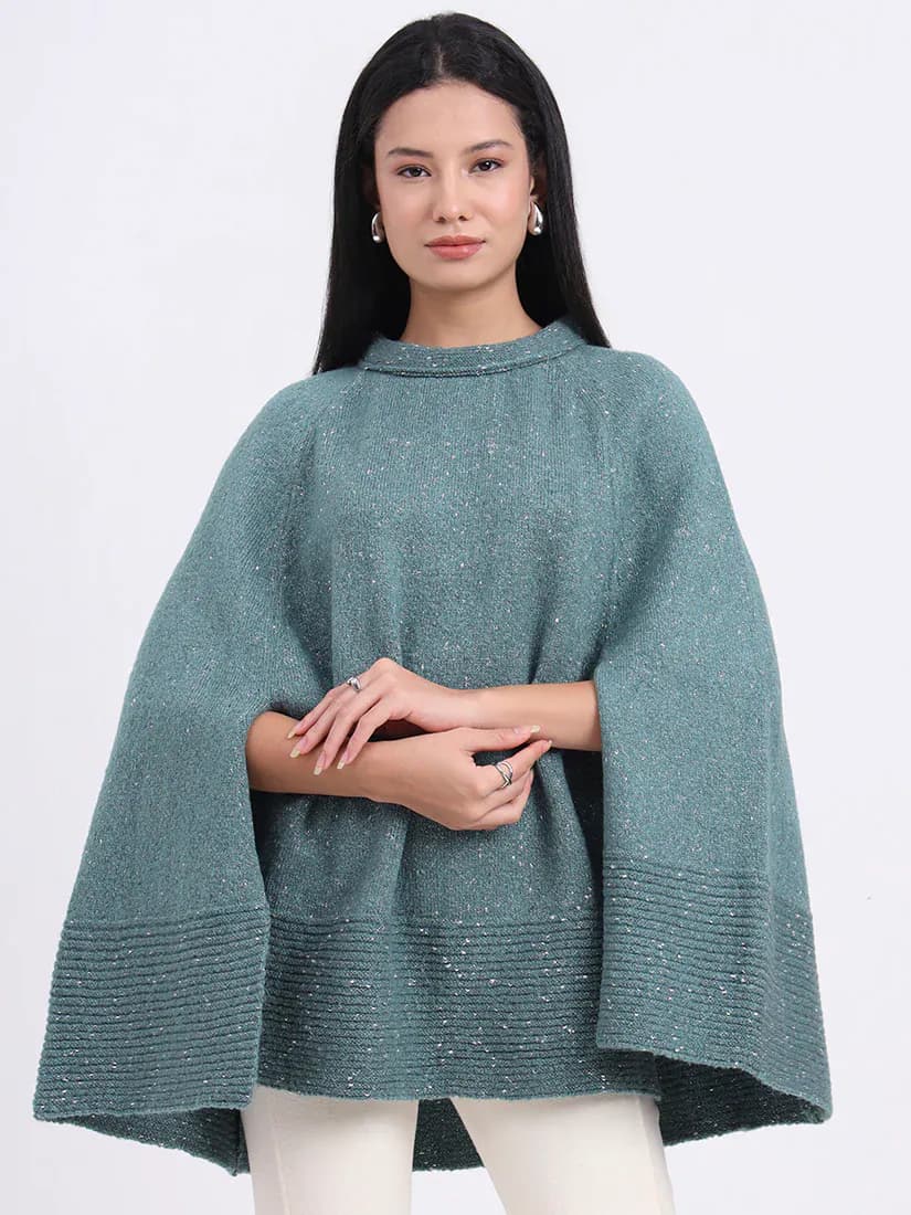  Evergreen Glow Poncho