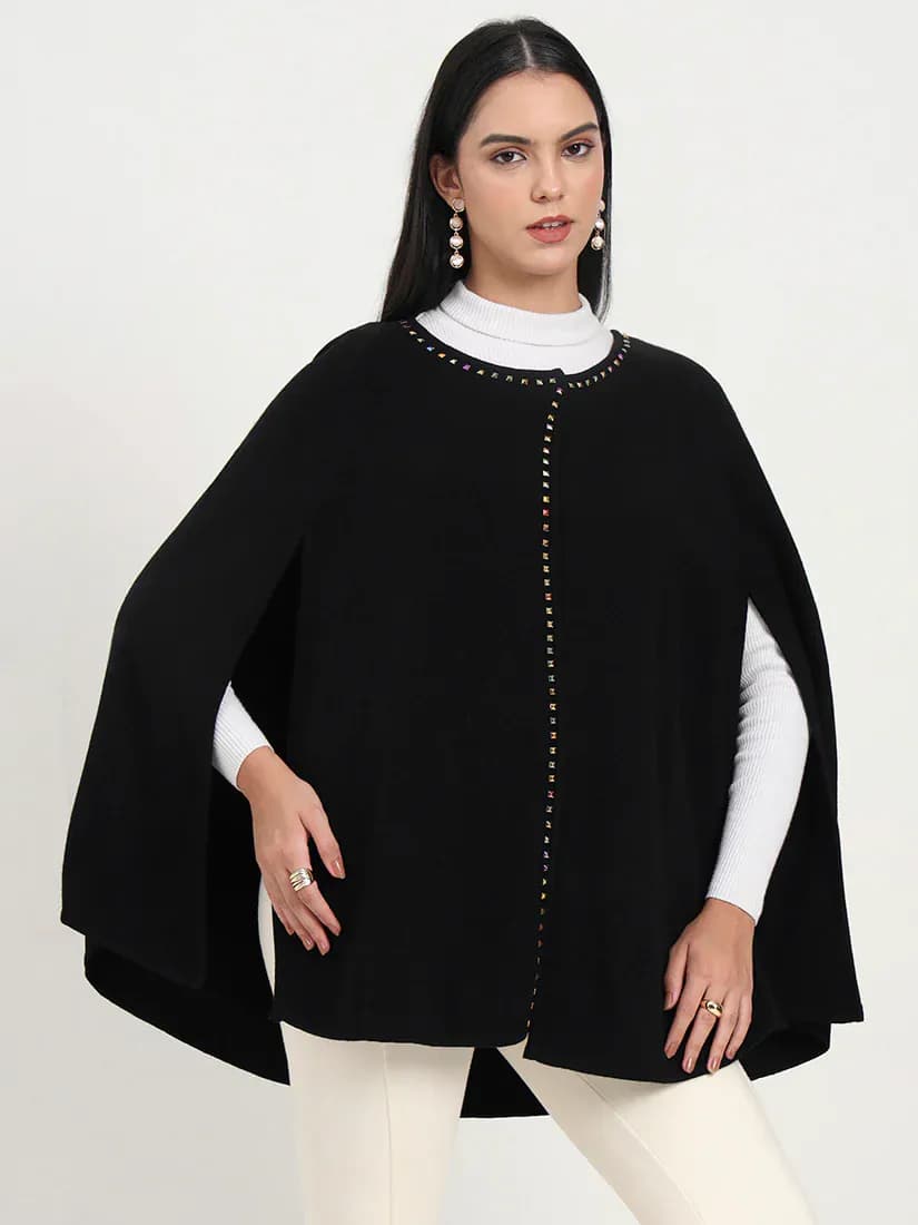 Noir Regent Poncho