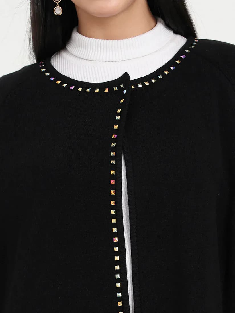 Noir Regent Poncho