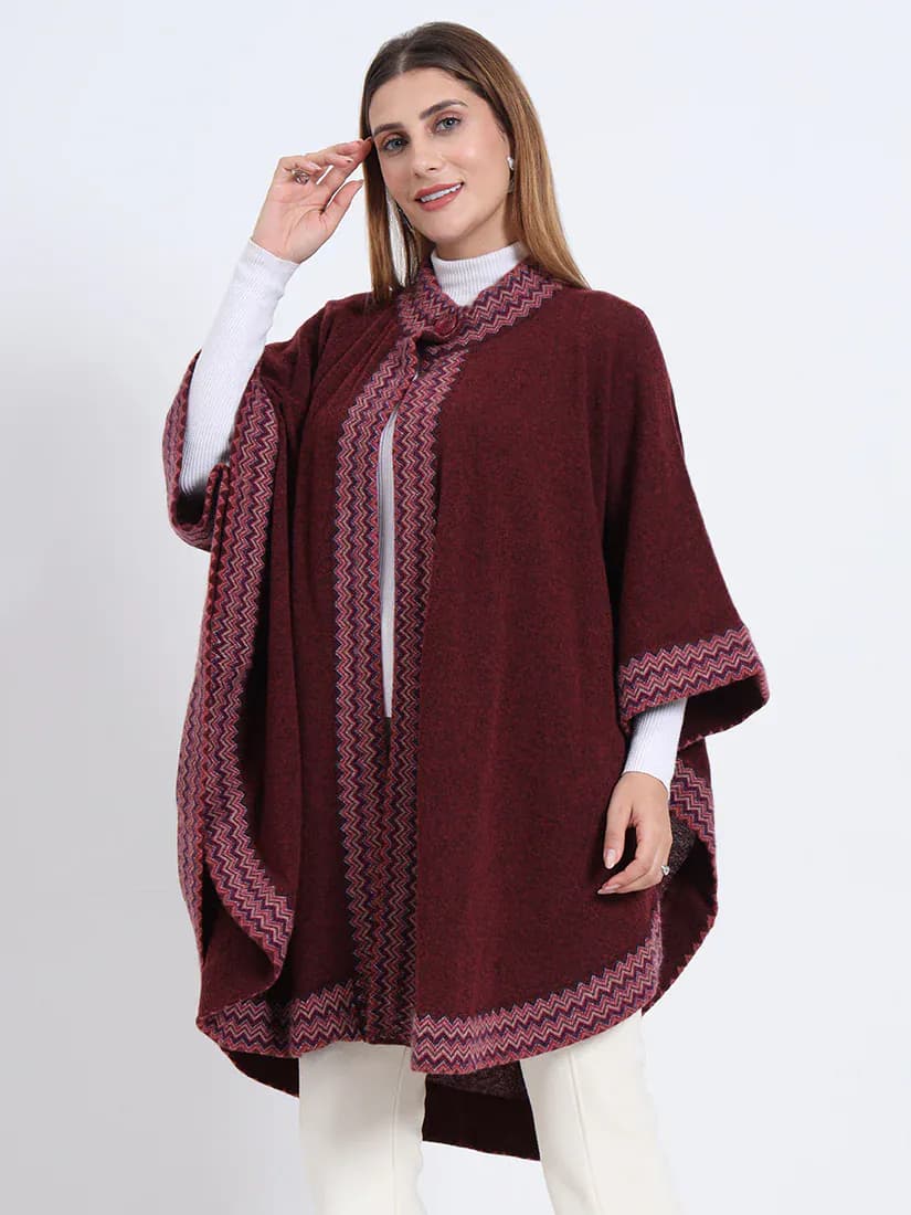 Crimson Border Cape