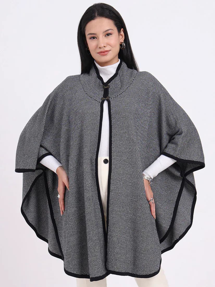  Obsidian Weave Cape