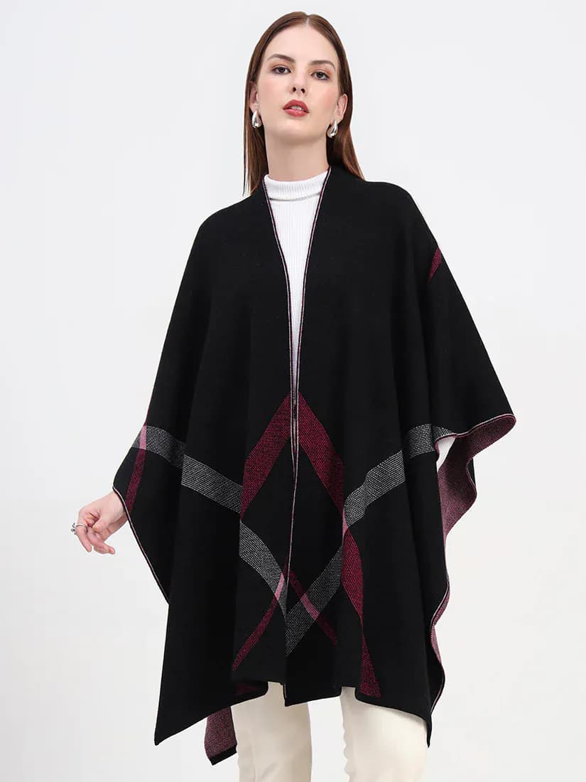 Noir Eclipse Cape