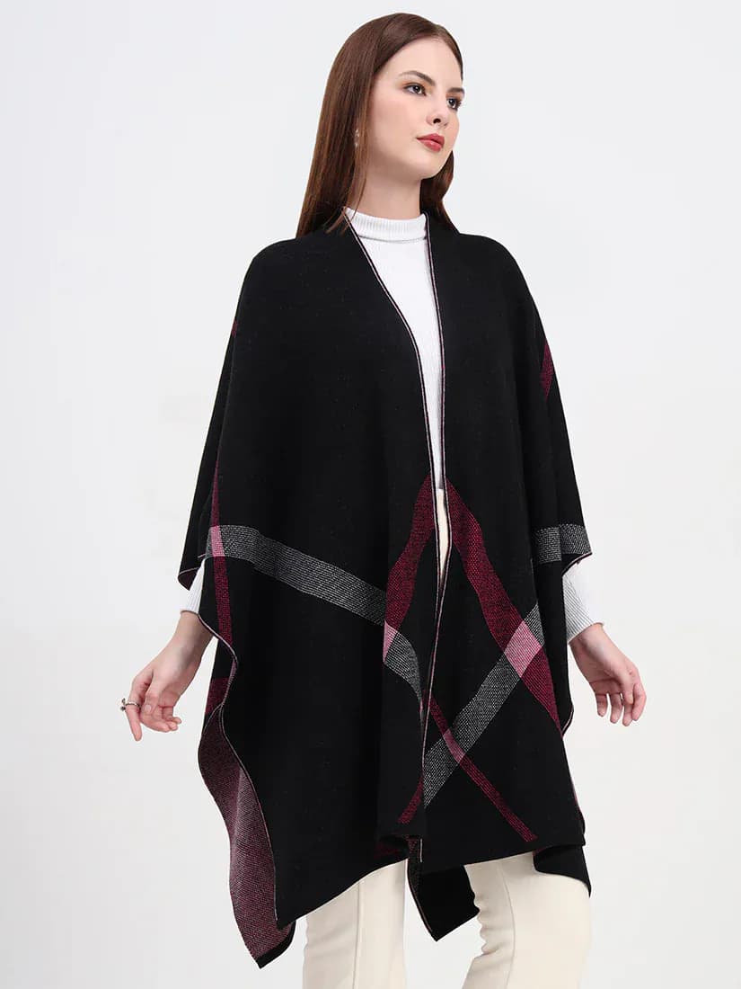 Noir Eclipse Cape