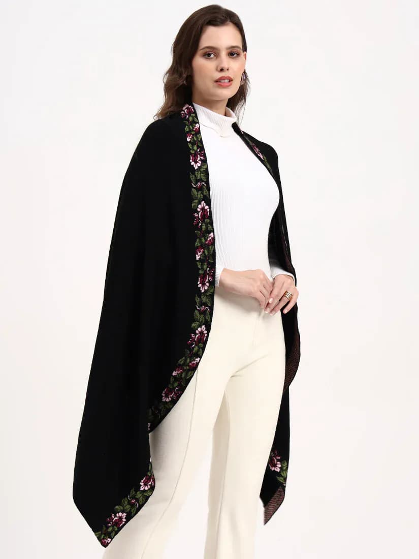  Noir Garden Stole