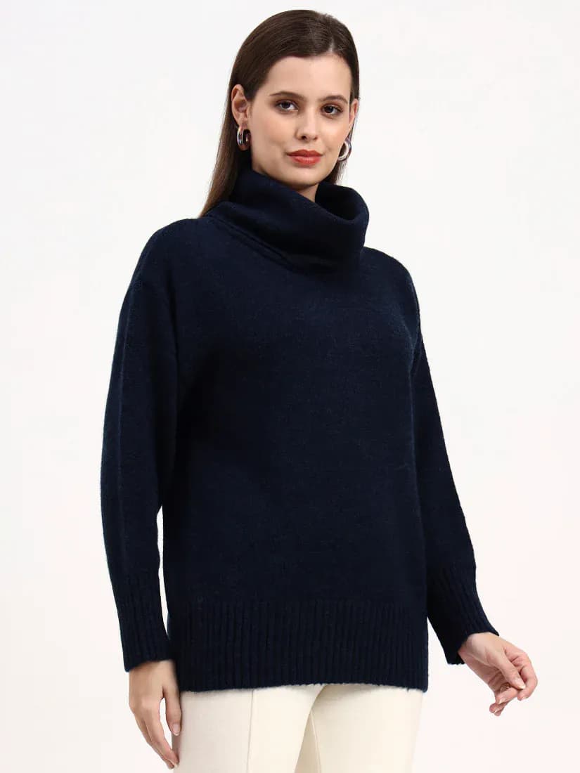 Midnight Tides Pullover