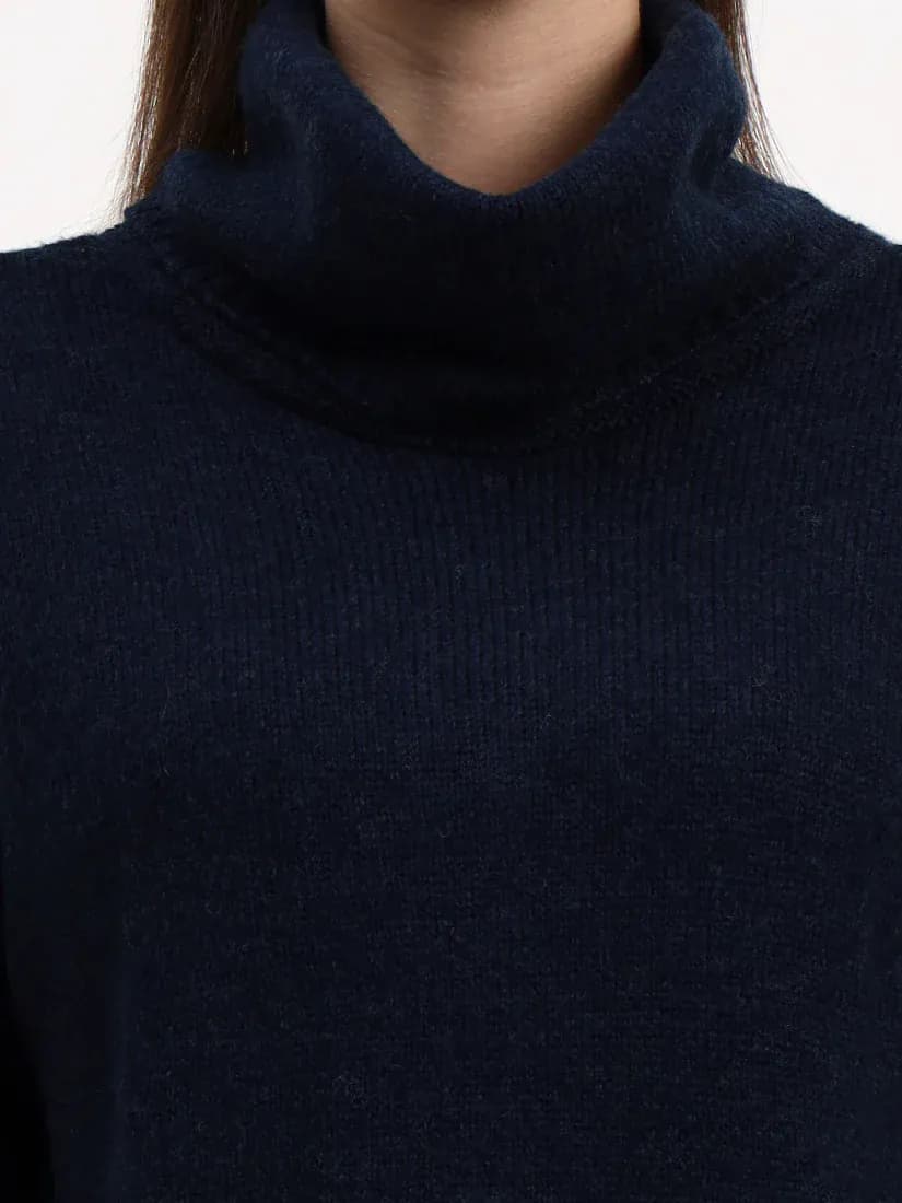 Midnight Tides Pullover
