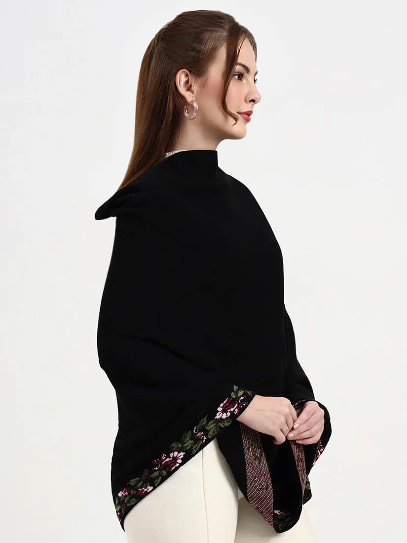  Noir Garden Stole