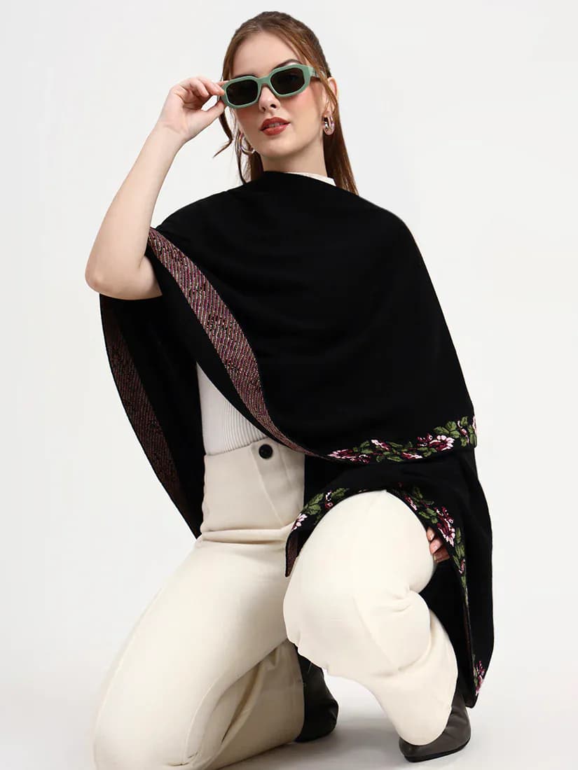  Noir Garden Stole