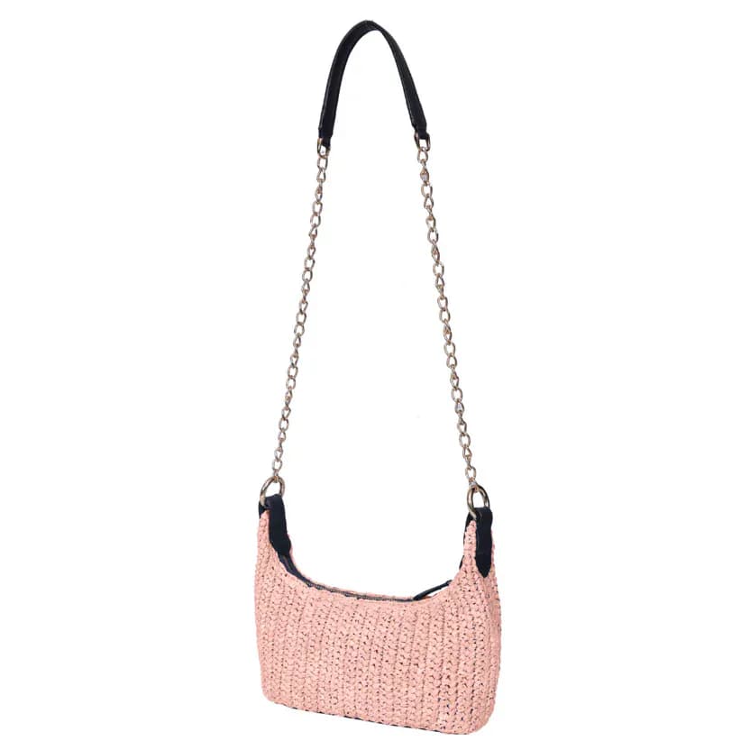 Raffia Chic Crossbody: Stylish & Versatile in Single Color