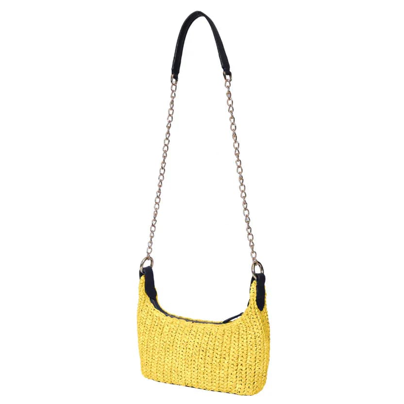 Raffia Chic Crossbody: Stylish & Versatile in Single Color