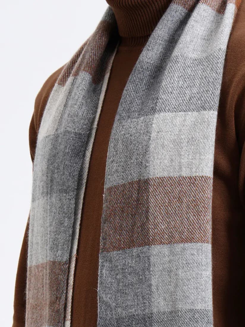  Ashford Grey Check Fringe Scarf