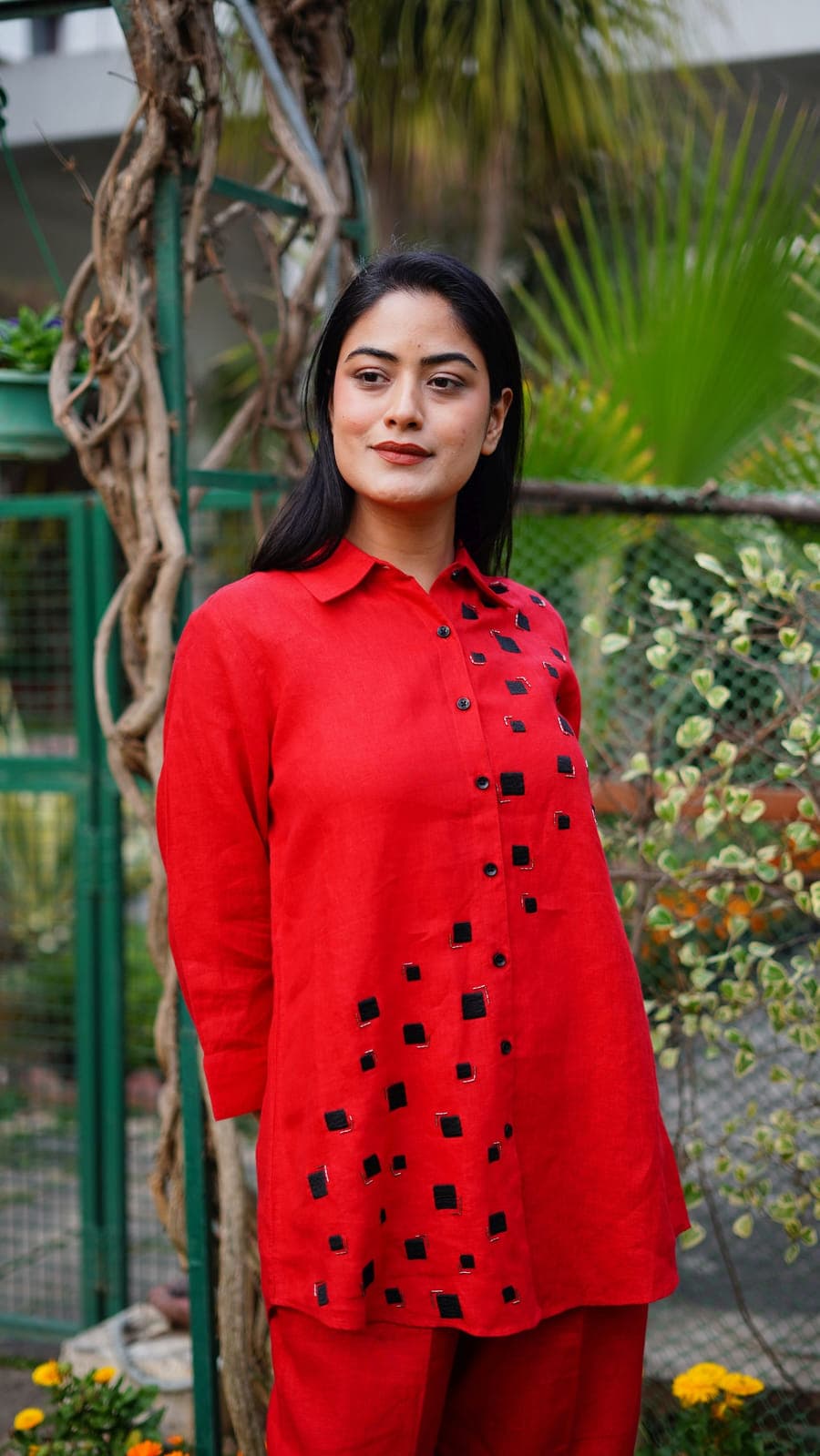 RED BOX EMB SHIRT