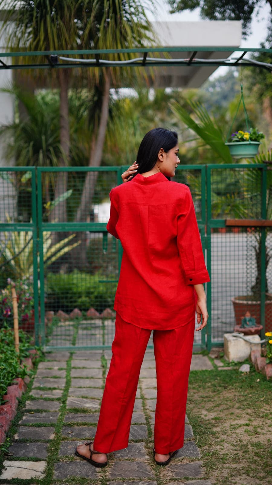 RED BOX EMB SHIRT