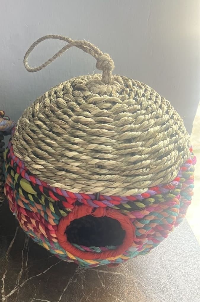 Round Hanging Bird Nest