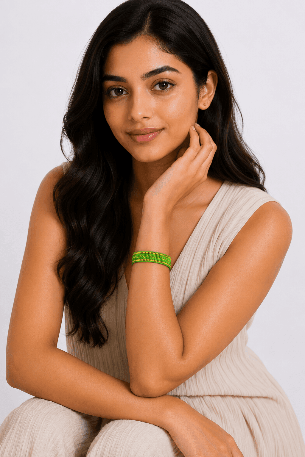 Emerald Glow Beaded Armband