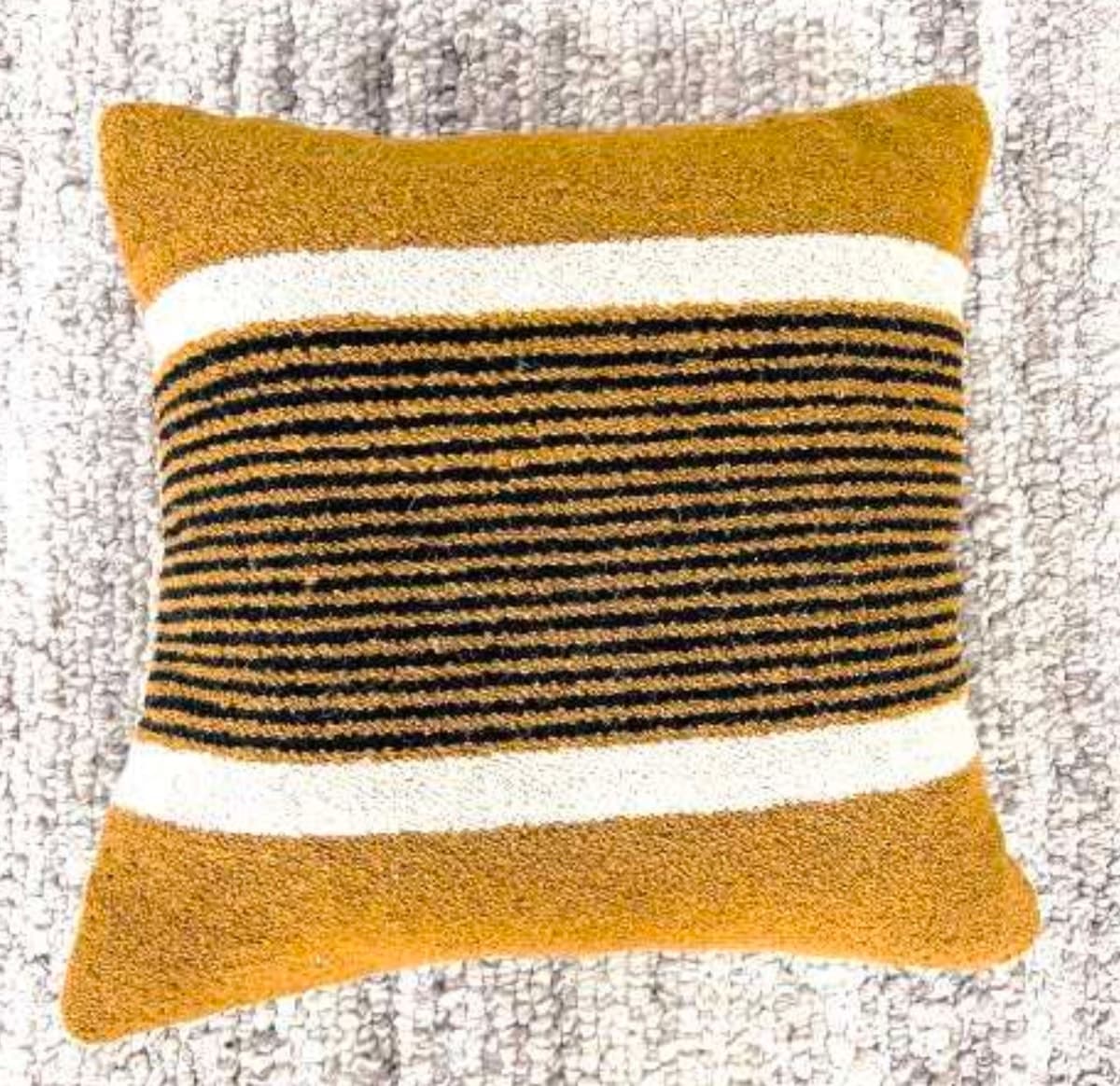 Golden Linea Cushion