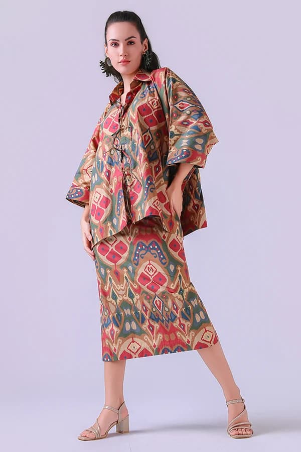 The Soraya Column Set