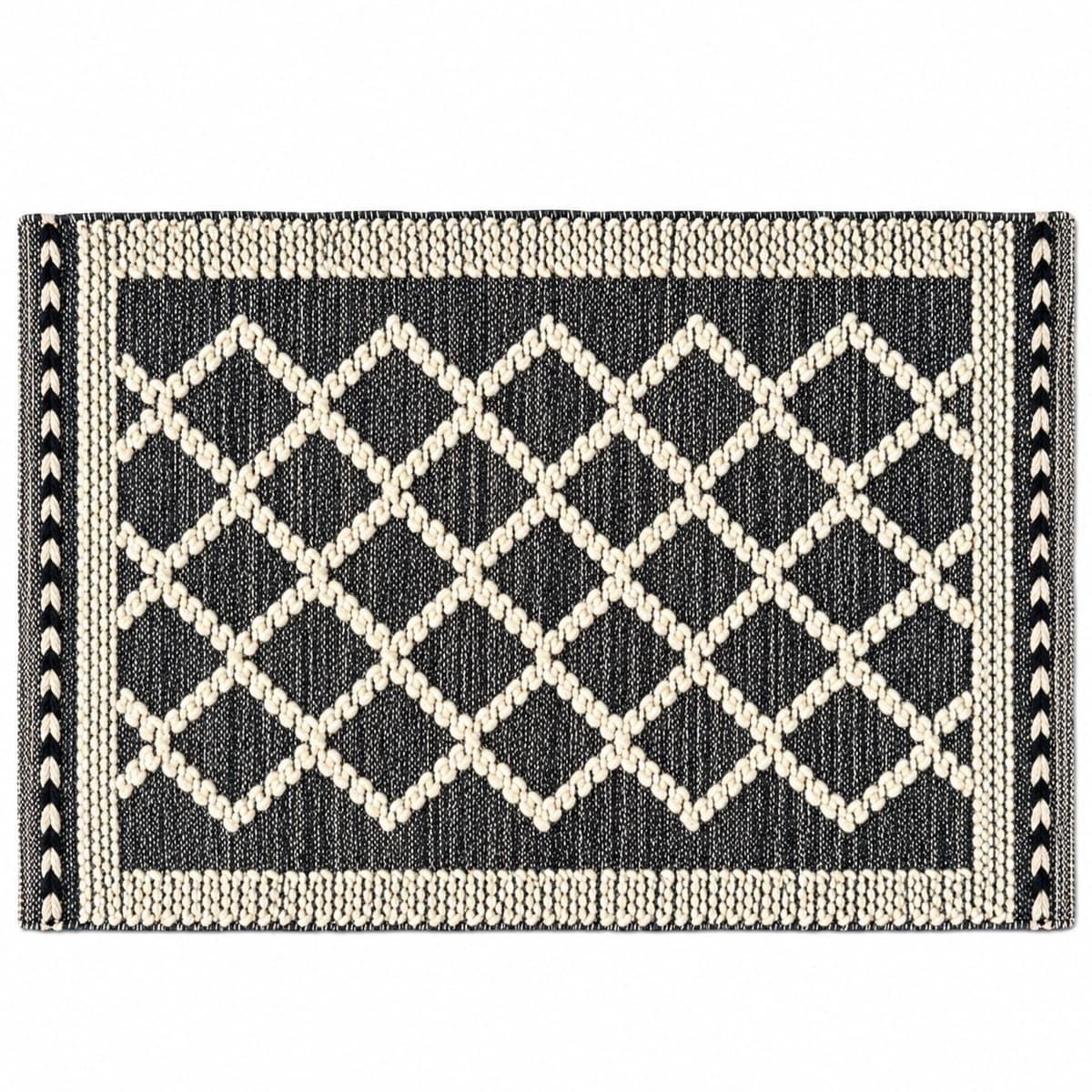 AMARA DIAMOND HANDWOVEN RUG